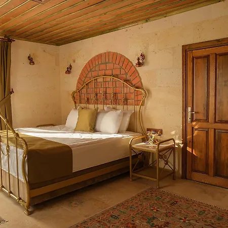 Zeppelin Cappadocia Учисар