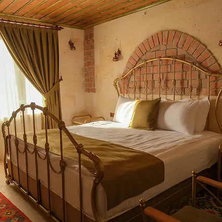 Zeppelin Cappadocia Учисар